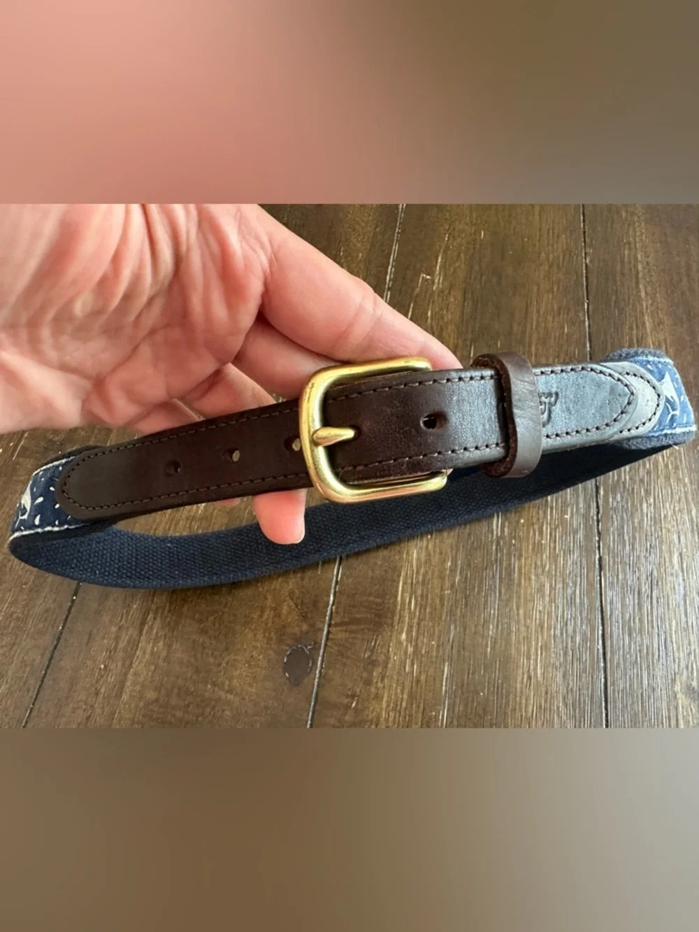 Vineyard vines belt